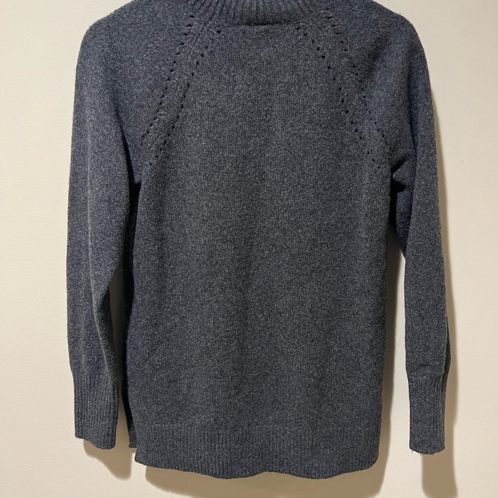 Warm Gap Turtle Neck Sweater